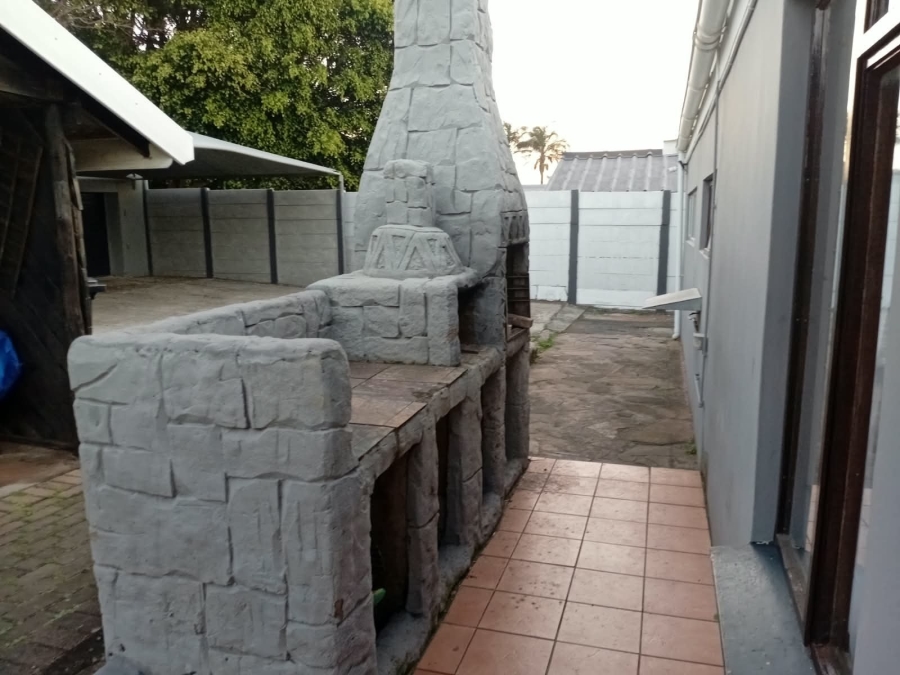 To Let 1 Bedroom Property for Rent in Gonubie North Eastern Cape